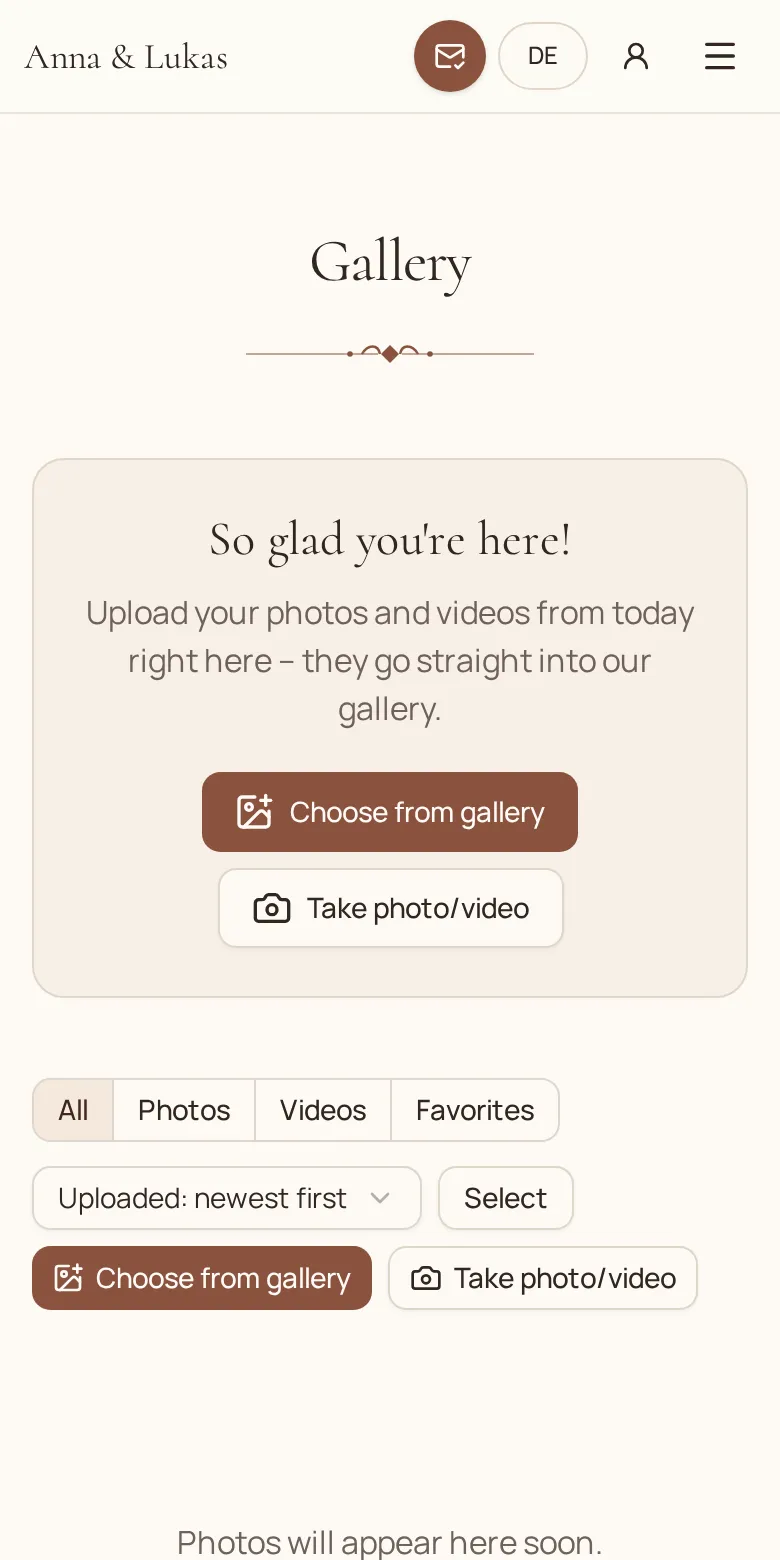 Photo upload on a phone, opened through the QR code on the table card